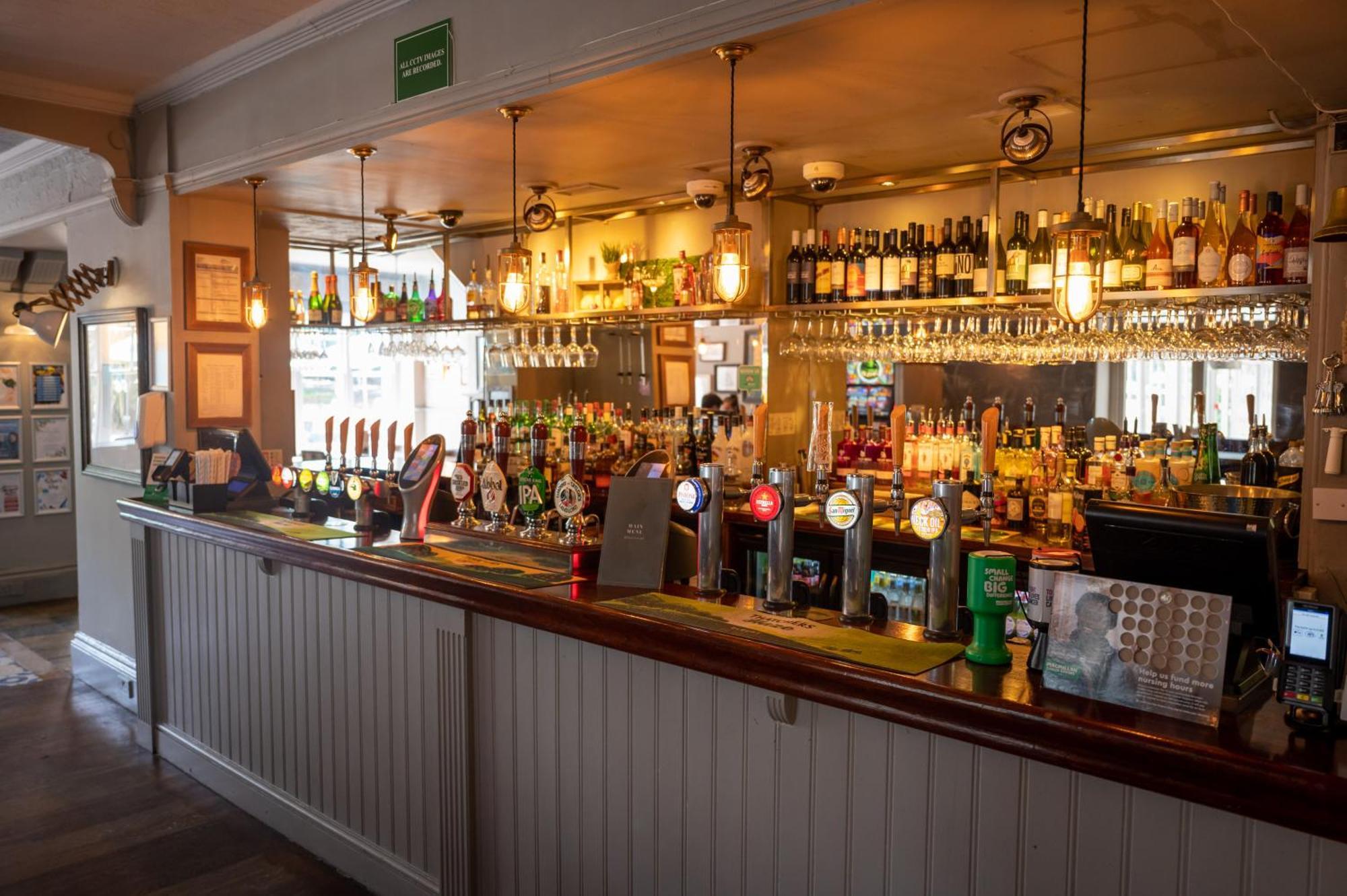 Cedars Inn By Greene King Inns Barnstaple Exterior foto