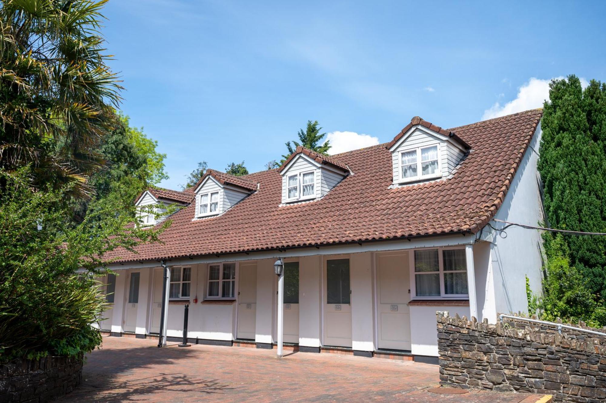 Cedars Inn By Greene King Inns Barnstaple Exterior foto